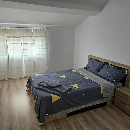 בית הארחה Casa Cristian *